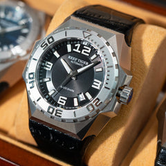 Reef Tiger RGA6903 Mens Black Dial Sport Automatic Watches - 200m Waterproof Dive Wristwatch